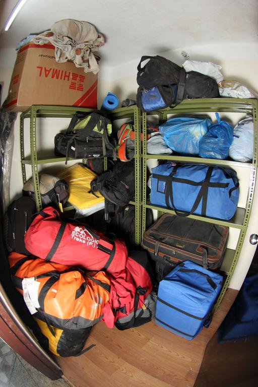 Bag Packer'S Lodge Kathmandu Esterno foto